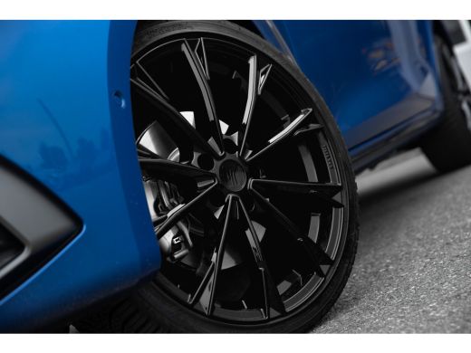 Seat Leon 1.5 TSI e-Hybrid 204pk FR Business | Achteruitrijcamera | Trekhaak | 19" | Adaptive Cruise ActivLease financial lease