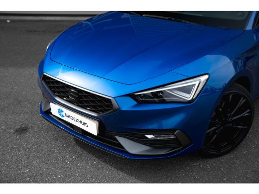 Seat Leon 1.5 TSI e-Hybrid 204pk FR Business | Achteruitrijcamera | Trekhaak | 19" | Adaptive Cruise ActivLease financial lease