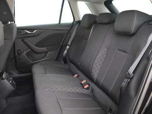 Skoda Kamiq 1.0 TSI Ambition Apple Carplay Android AUto | Cruise Control | DAB | 18"LMV ActivLease financial lease