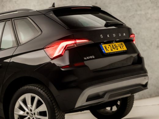 Skoda Kamiq 1.0 TSI Luxury Sport Automaat (VIRTUAL COCKPIT, APPLE CARPLAY, LEDER/ALCANTARA, STOELVERWARMING, ... ActivLease financial lease