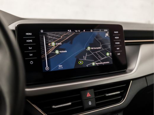 Skoda Kamiq 1.0 TSI Luxury Sport Automaat (VIRTUAL COCKPIT, APPLE CARPLAY, LEDER/ALCANTARA, STOELVERWARMING, ... ActivLease financial lease