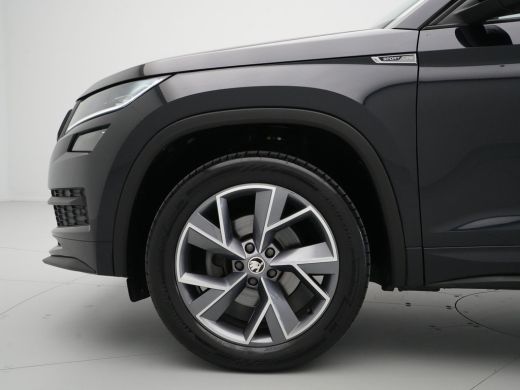 Skoda Kodiaq 1.5 TSI 150pk DSG Sportline Business Panorama Camera Navigatie Carplay Sideassist Acc Pdc Canton 118 ActivLease financial lease