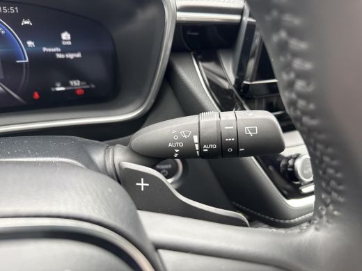 Toyota Corolla Touring Sports Hybrid 200 Premium **PANORAMA DAK/ HEAD-UP DISPLAY/ TREKHAAK/ NAVIGATIE/ 36 MAANDEN GARANTIE** ActivLease financial lease
