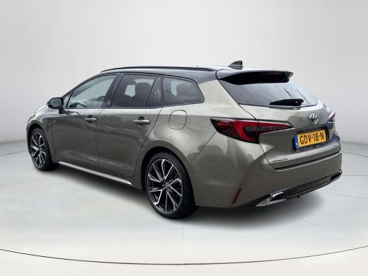 Toyota Corolla Touring Sports Hybrid 200 Premium **PANORAMA DAK/ HEAD-UP DISPLAY/ TREKHAAK/ NAVIGATIE/ 36 MAANDEN GARANTIE** ActivLease financial lease