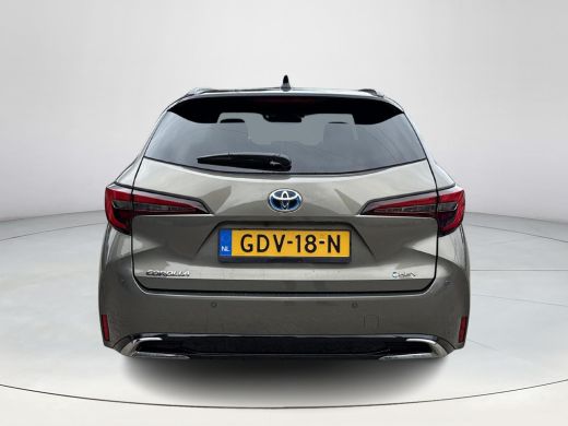 Toyota Corolla Touring Sports Hybrid 200 Premium **PANORAMA DAK/ HEAD-UP DISPLAY/ TREKHAAK/ NAVIGATIE/ 36 MAANDEN GARANTIE** ActivLease financial lease