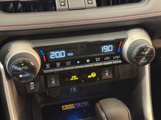 Toyota RAV4 2.5 Plug-in Hybrid AWD Limited Edition **NIEUWE AUTO/ DIRECT LEVERBAAR** ActivLease financial lease