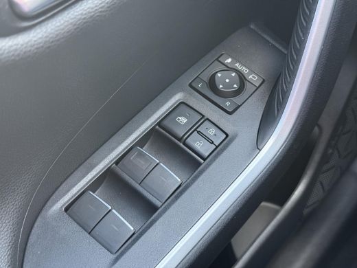 Toyota RAV4 2.5 Plug-in Hybrid AWD Style **NAVIGATIE/ STOELVERWARMING VOOR EN ACHTER/ DODEHOEK DETECTIE/ 36 M... ActivLease financial lease