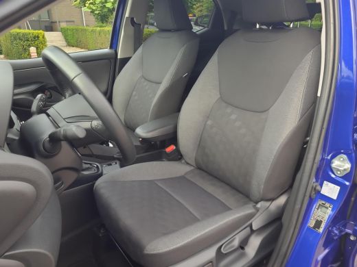 Toyota Yaris 1.5 Hybrid 115 First Edition | Apple CarPlay | Navigatie | Rijklaarprijs incl. garantie | ActivLease financial lease