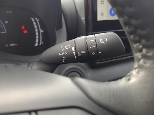 Toyota Yaris 1.5 Hybrid 115 First Edition | Apple CarPlay | Navigatie | Rijklaarprijs incl. garantie | ActivLease financial lease