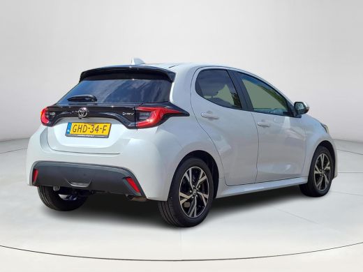 Toyota Yaris 1.5 Hybrid 115 First Edition | Apple CarPlay | Navigatie | Rijklaarprijs incl. garantie | ActivLease financial lease
