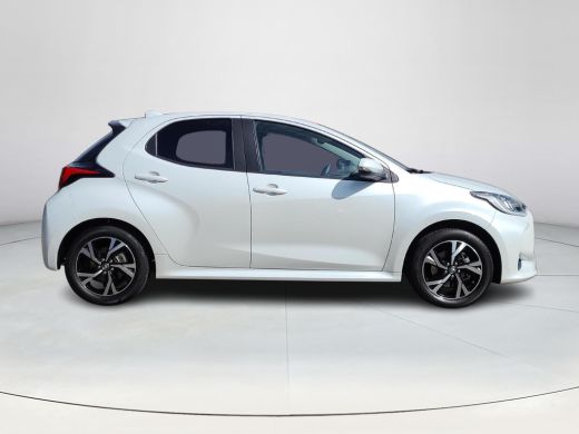 Toyota Yaris 1.5 Hybrid 115 First Edition | Apple CarPlay | Navigatie | Rijklaarprijs incl. garantie | ActivLease financial lease