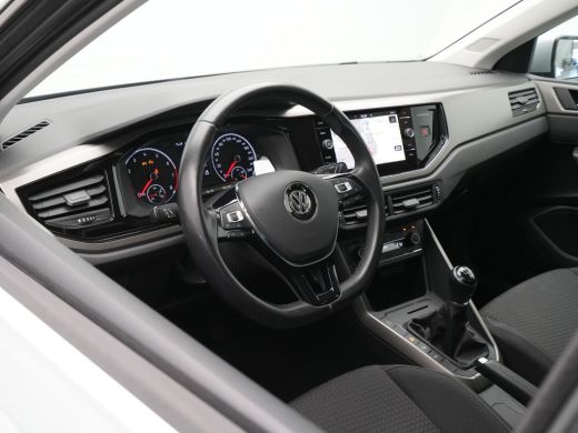 Volkswagen Polo 1.0 TSI 95pk Comfortline Business Navigatie Pdc Acc Park Assist Clima Carplay 106 ActivLease financial lease