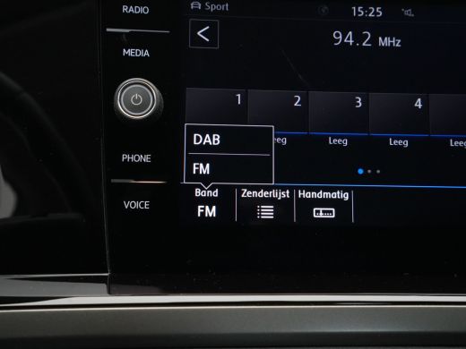 Volkswagen Polo 1.0 TSI 95pk Comfortline Business Navigatie Pdc Acc Park Assist Clima Carplay 106 ActivLease financial lease