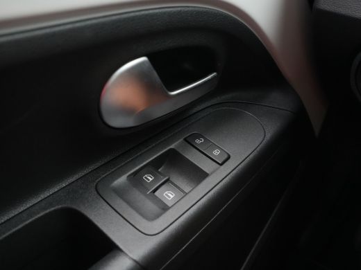 Volkswagen up! 1.0 Airco Bluetooth Dab 4-deurs 215 ActivLease financial lease