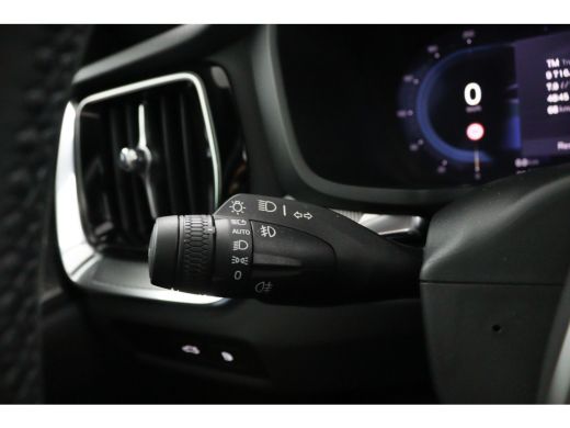 Volvo  V60 T6 Plug-in hybrid AWD Plus Dark | Panoramadak | Trekhaak | 360 Camera | Harman Kardon | BLIS | LE... ActivLease financial lease