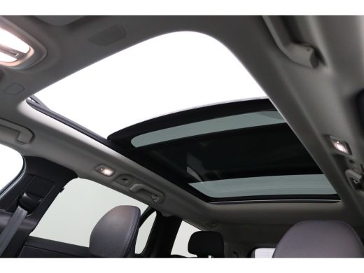 Volvo  V60 T8 Plug-in hybrid AWD Plus Dark | Panoramadak | Adaptieve Cruise Control | Camera | Parkeersensor... ActivLease financial lease