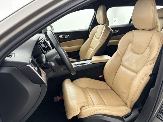 Volvo  V60 B3 Inscription | 18" | Geventileerd Nappa | Elektr. verst. massage stoelen | Harman Kardon | Stoe... ActivLease financial lease