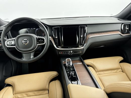 Volvo  V60 B3 Inscription | 18" | Geventileerd Nappa | Elektr. verst. massage stoelen | Harman Kardon | Stoe... ActivLease financial lease