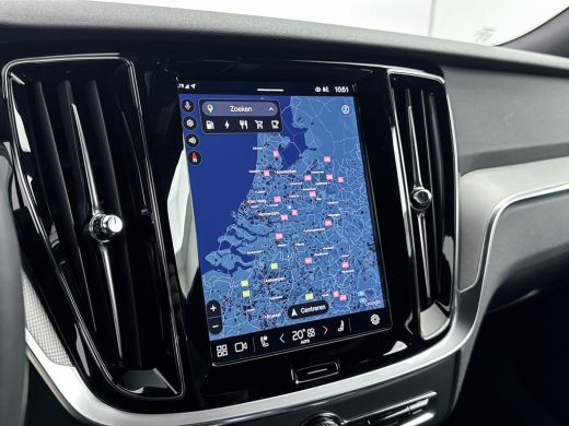 Volvo  V60 T6 Recharge AWD Plus Dark | 18" | Elektrisch verst. Sporstoelen | 360 Camera | Harman Kardon | Tr... ActivLease financial lease