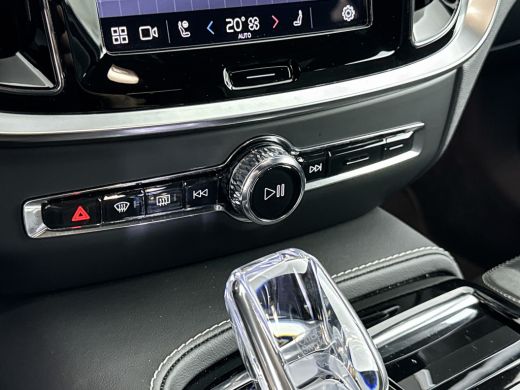 Volvo  V60 T6 Recharge AWD Plus Dark | 18" | Elektrisch verst. Sporstoelen | 360 Camera | Harman Kardon | Tr... ActivLease financial lease