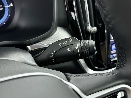 Volvo  V60 T6 Recharge AWD Plus Dark | 18" | Elektrisch verst. Sporstoelen | 360 Camera | Harman Kardon | Tr... ActivLease financial lease