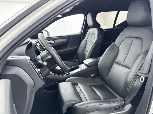Volvo  XC40 Recharge P8 AWD R-Design | 20" | Leder | Elektr. verst. stoelen | Full LED | Harman Kardon | Adap... ActivLease financial lease