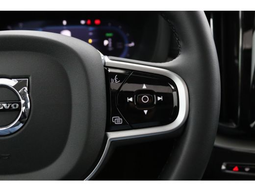 Volvo  XC60 T6 Plug-in hybrid AWD Ultra Dark | Panoramadak | 360 Camera | Head-up display | Stoel en stuurwie... ActivLease financial lease