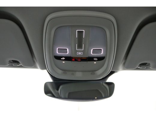 Volvo  XC60 T6 Plug-in hybrid AWD Ultra Dark | Panoramadak | 360 Camera | Head-up display | Stoel en stuurwie... ActivLease financial lease