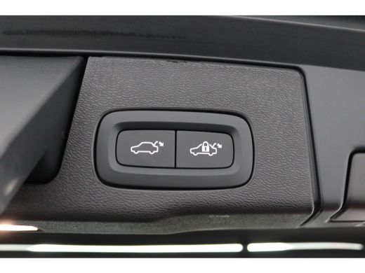 Volvo  XC60 T6 Plug-in hybrid AWD Ultra Dark | Panoramadak | 360 Camera | Head-up display | Stoel en stuurwie... ActivLease financial lease