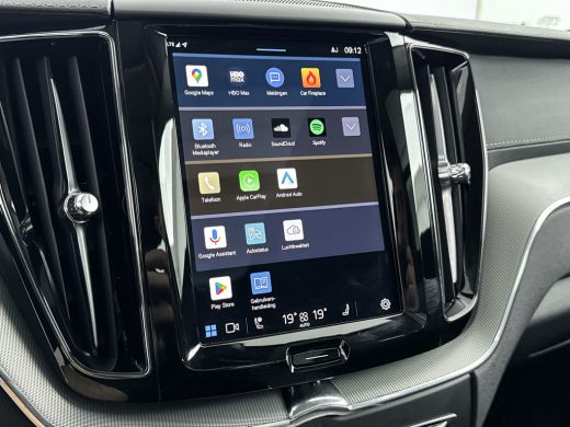 Volvo  XC60 T6 Recharge AWD Ultimate Bright | 21" | Luchtvering | Panoramadak | Head-up | Harman Kardon | Ele... ActivLease financial lease