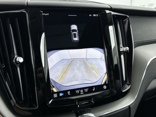 Volvo  XC60 T6 Recharge AWD Ultimate Bright | 21" | Luchtvering | Panoramadak | Head-up | Harman Kardon | Ele... ActivLease financial lease