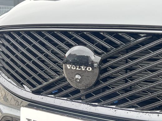 Volvo  XC60 T8 Plug-in hybrid AWD Ultra Dark | Heico | Bowers&Wilkins | Luchtvering | 22 Inch | Gelamineerd G... ActivLease financial lease