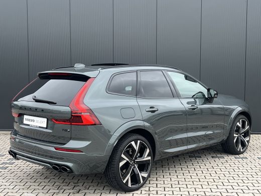 Volvo  XC60 T8 Plug-in hybrid AWD Ultra Dark | Heico | Bowers&Wilkins | Luchtvering | 22 Inch | Gelamineerd G... ActivLease financial lease