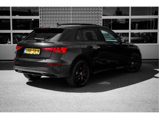 Audi A3 Sportback 45 TFSI e 245pk S edition Competition | Panoramadak | Head-Up | Stoelen Elektrisch | Do...