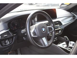 BMW 5 Serie 530i High Executive M Sport Automaat / Schuif-Kanteldak / Trekhaak / Laserlight / M Sportonderste...