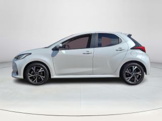 Toyota Yaris 1.5 Hybrid 115 First Edition | Apple CarPlay | Navigatie | Rijklaarprijs incl. garantie |