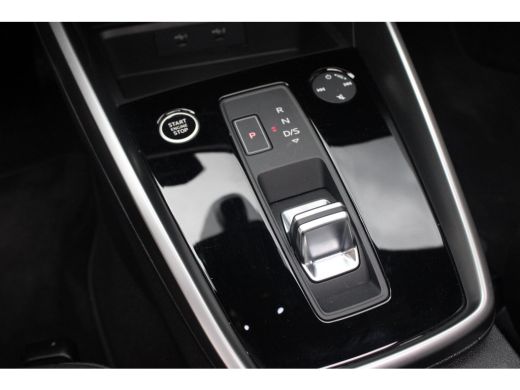 Audi A3 Sportback 40 TFSI e Edition | PANO | Stoelvw| Lane assist ActivLease financial lease