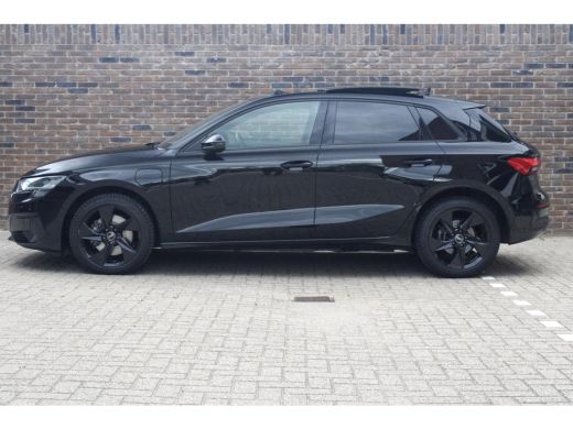 Audi A3 Sportback 40 TFSI e Edition | PANO | Stoelvw| Lane assist ActivLease financial lease