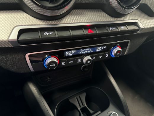 Audi Q2 30 115pk TFSI Business Edition Parkeerhulp achter | Cruise Control | Navigatiepakket ActivLease financial lease