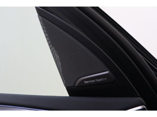 BMW iX3 High Executive / Sportstoelen / Adaptieve LED / Comfort Access / Head-Up / Harman Kardon / BMW Li... ActivLease financial lease