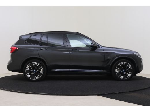 BMW iX3 High Executive / Sportstoelen / Adaptieve LED / Comfort Access / Head-Up / Harman Kardon / BMW Li... ActivLease financial lease
