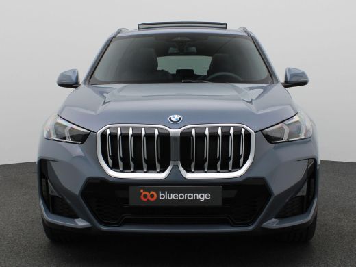 BMW X1 xDrive25e 245PK Aut. M-Sport, Pano-Schuifdak, Keyless, Digital Key, Stoelverwarming, LED verlicht... ActivLease financial lease