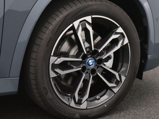 BMW X1 xDrive25e 245PK Aut. M-Sport, Pano-Schuifdak, Keyless, Digital Key, Stoelverwarming, LED verlicht... ActivLease financial lease