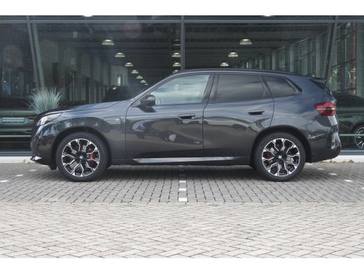 BMW X3 30e xDrive M Sport Automaat / Panoramadak / Sportstoelen / Stoelventilatie / Parking Assistant Pr... ActivLease financial lease