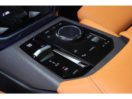 BMW X3 30e xDrive M Sport Automaat / Panoramadak / Sportstoelen / Stoelventilatie / Parking Assistant Pr... ActivLease financial lease