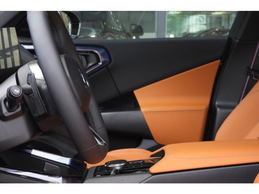 BMW X3 30e xDrive M Sport Automaat / Panoramadak / Sportstoelen / Stoelventilatie / Parking Assistant Pr... ActivLease financial lease