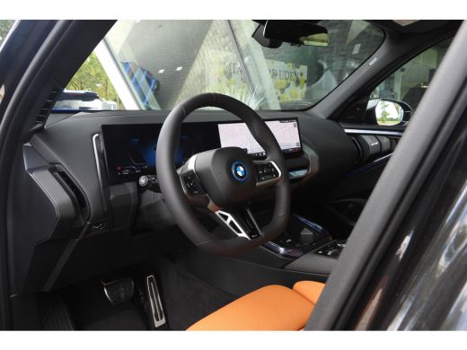 BMW X3 30e xDrive M Sport Automaat / Panoramadak / Sportstoelen / Stoelventilatie / Parking Assistant Pr... ActivLease financial lease
