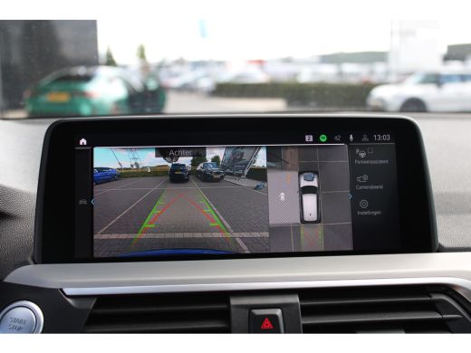 BMW X3 xDrive30e High Executive M Sport Automaat / Panoramadak / Trekhaak / Sportstoelen / Adaptieve LED... ActivLease financial lease