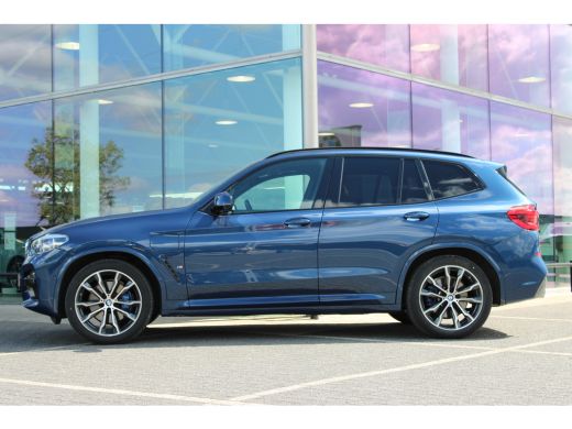 BMW X3 xDrive30e High Executive M Sport Automaat / Panoramadak / Trekhaak / Sportstoelen / Adaptieve LED... ActivLease financial lease