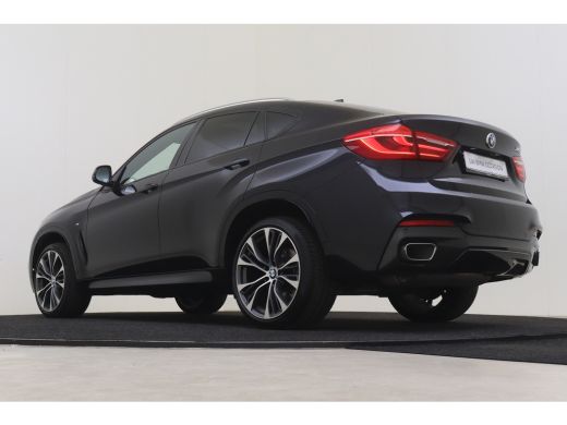 BMW X6 xDrive40d High Executive M Sport Automaat / Schuif-Kanteldak / Trekhaak / Sportstoelen / Adaptief... ActivLease financial lease